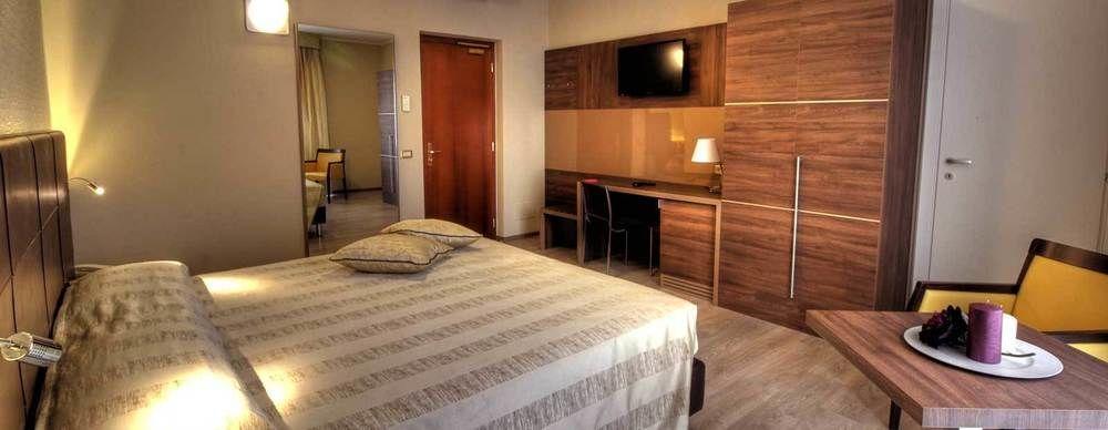 קסטיליון פיורנטינו Hotel Park מראה חיצוני תמונה